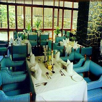 Hotel Broadway Srīnagar Dış mekan fotoğraf