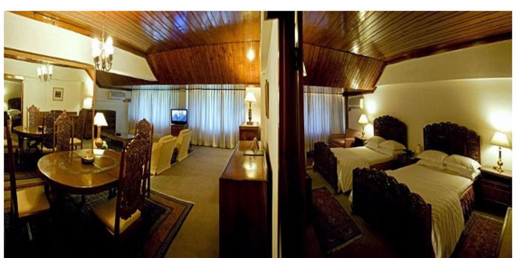 Hotel Broadway Srīnagar Dış mekan fotoğraf