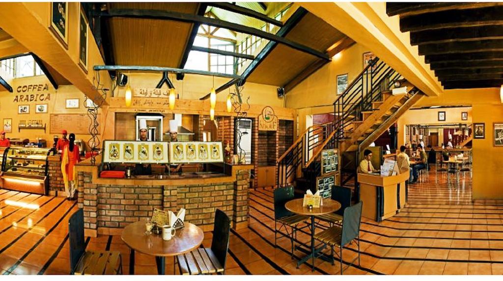 Hotel Broadway Srīnagar Dış mekan fotoğraf